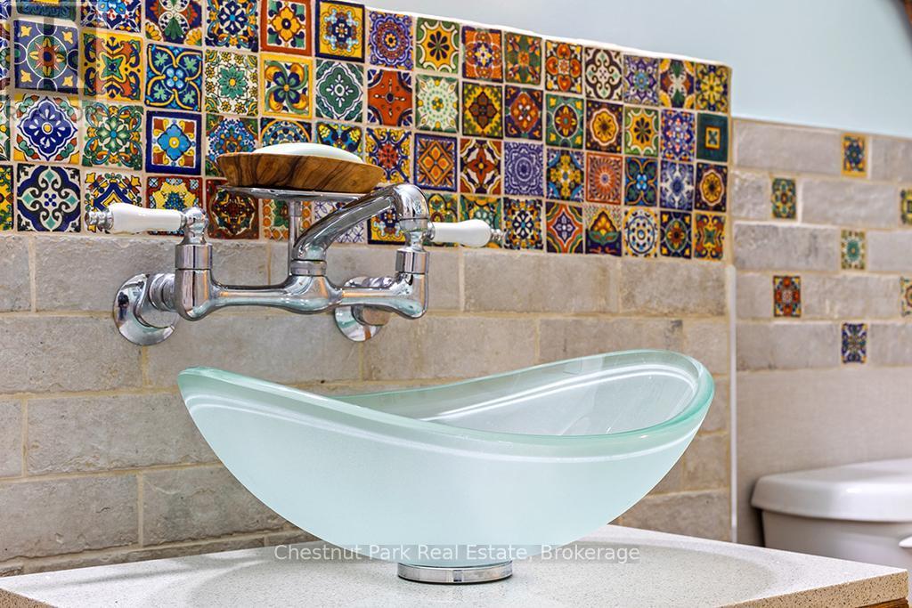 Stuning vessel sink - Mh15 - 684138 Sideroad 30, Chatsworth, ON