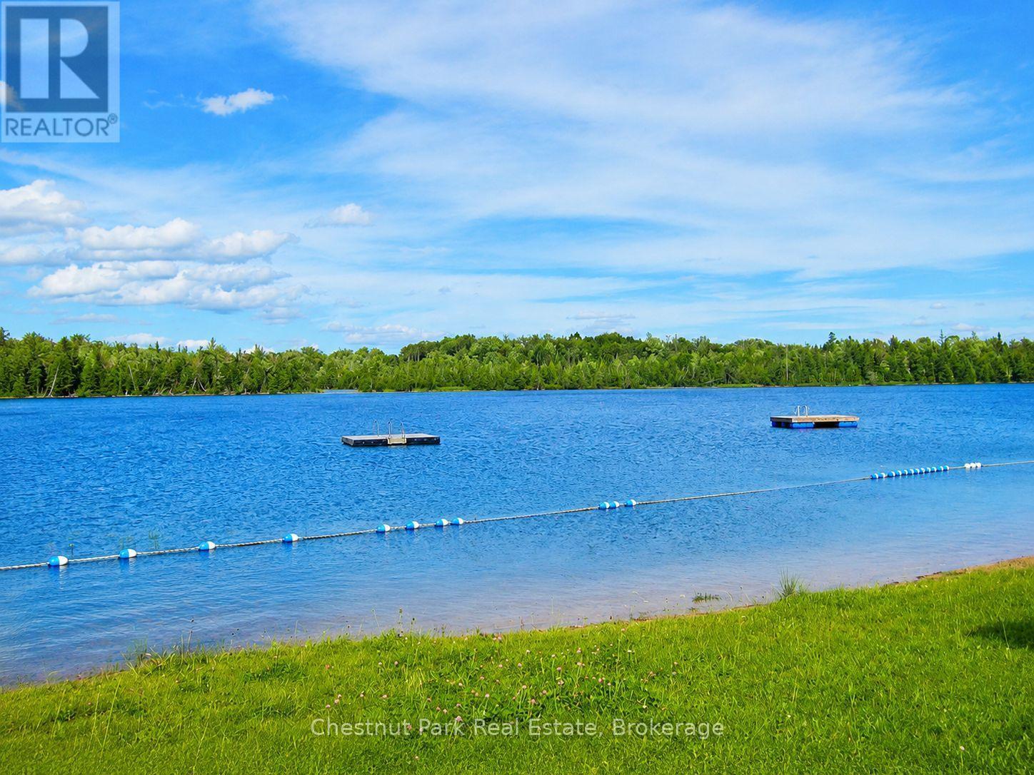 Great for swimming/canoeing - Mh15 - 684138 Sideroad 30, Chatsworth, ON