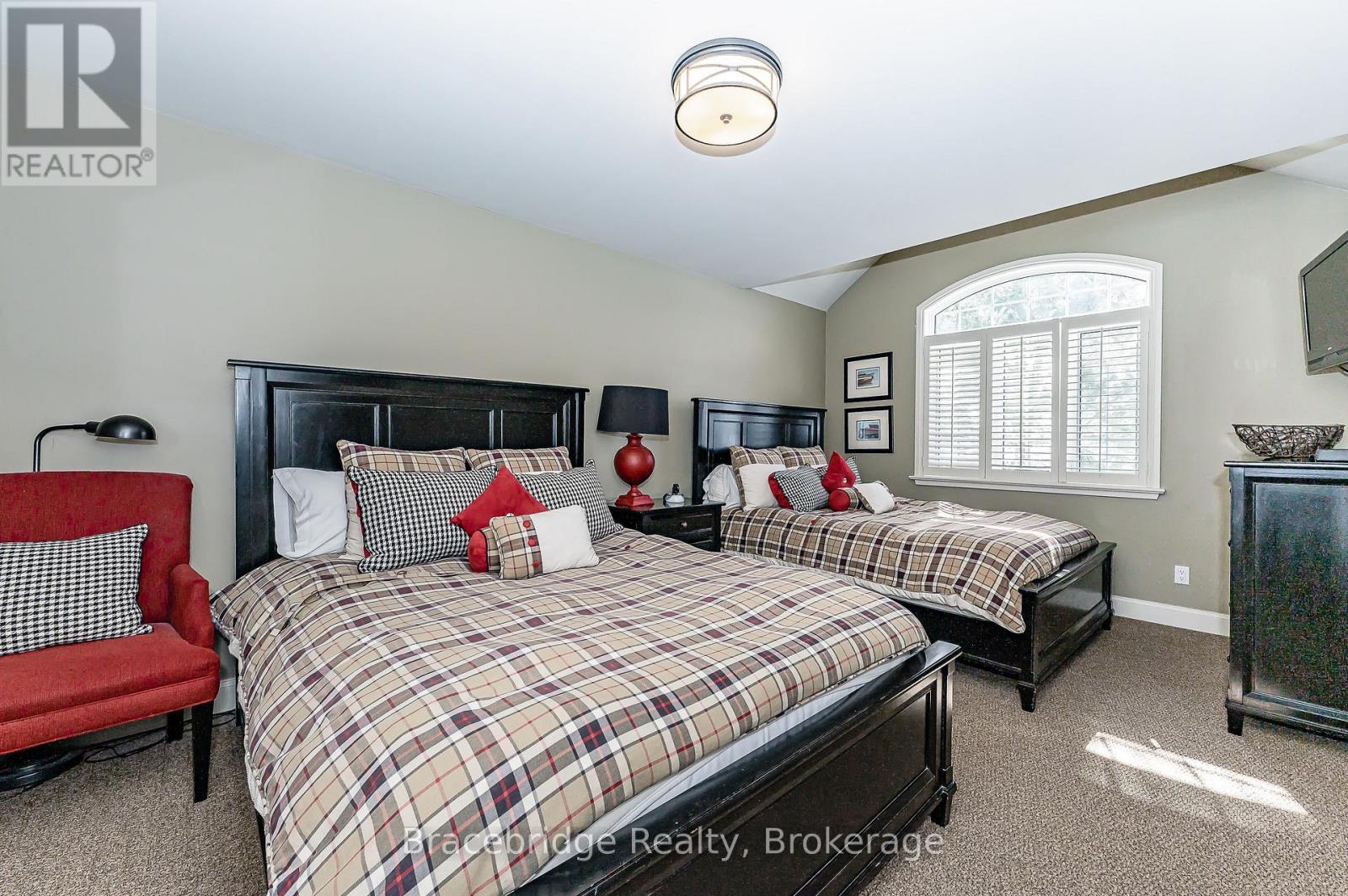 Sandfield 3 W3 - 3876 Muskoka Rd 118 Highway W, Muskoka Lakes (Medora), ON