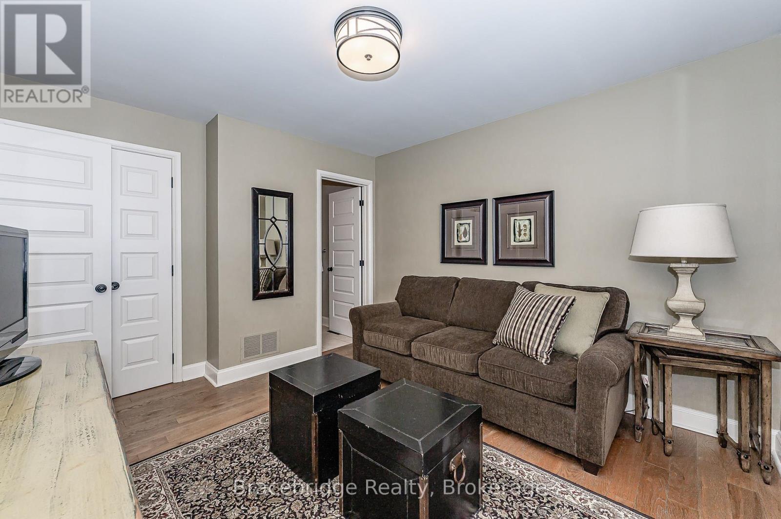 Sandfield 3 W3 - 3876 Muskoka Rd 118 Highway W, Muskoka Lakes (Medora), ON