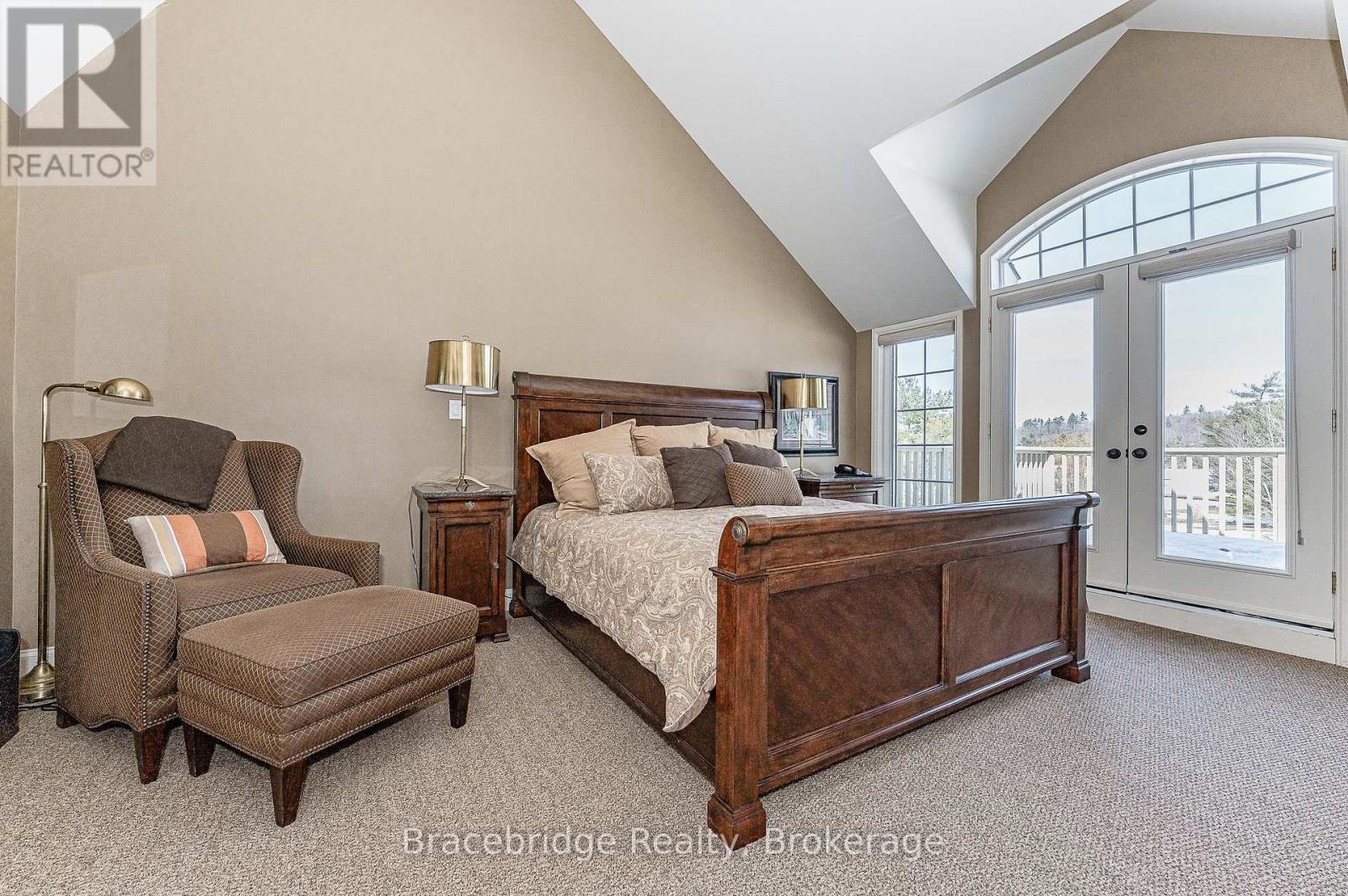 Sandfield 3 W3 - 3876 Muskoka Rd 118 Highway W, Muskoka Lakes (Medora), ON
