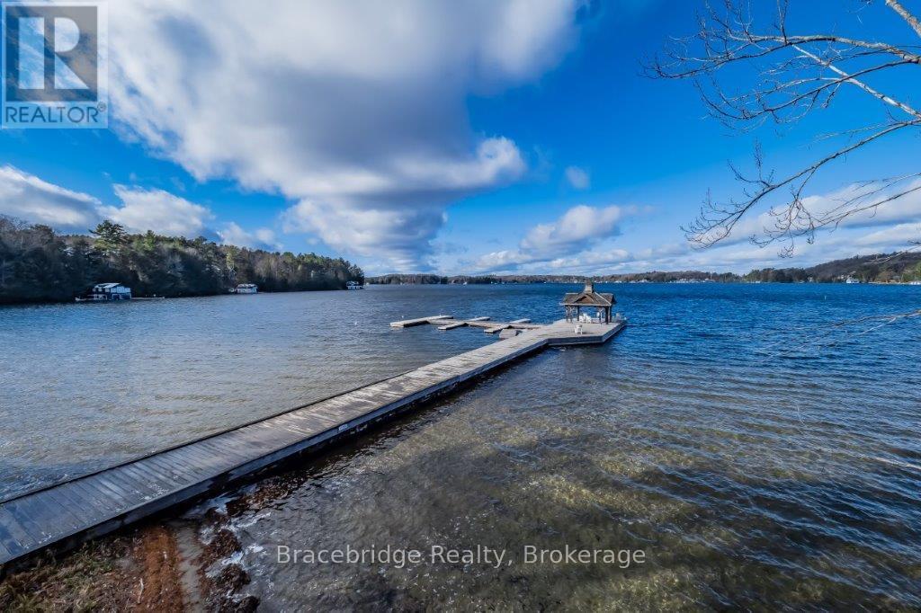 Sandfield 3 W3 - 3876 Muskoka Rd 118 Highway W, Muskoka Lakes (Medora), ON