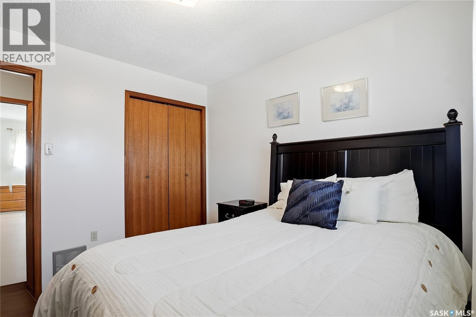 315 Smith Place, Saskatoon, SK