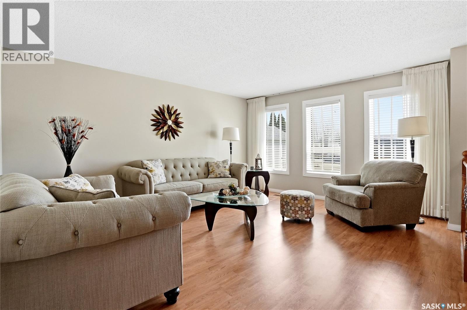 315 Smith Place, Saskatoon, SK