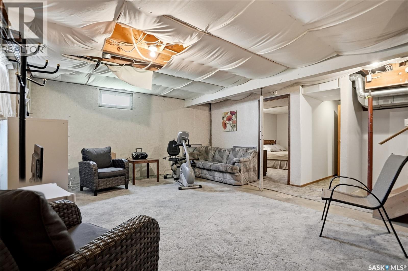 315 Smith Place, Saskatoon, SK