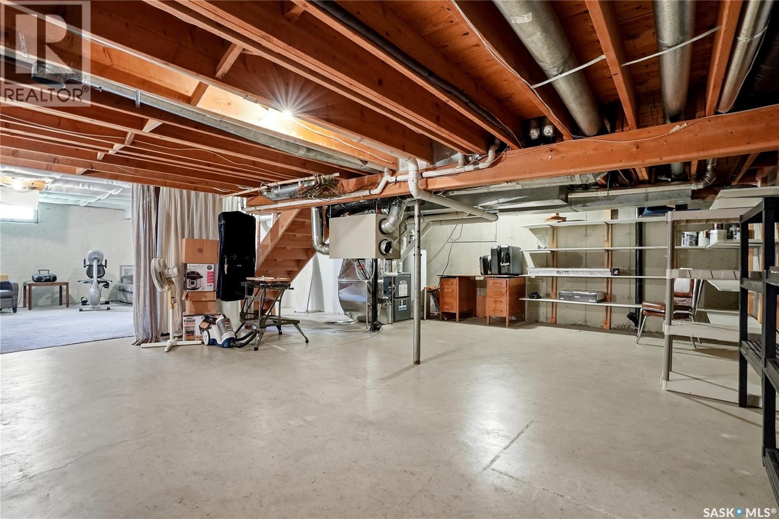 315 Smith Place, Saskatoon, SK