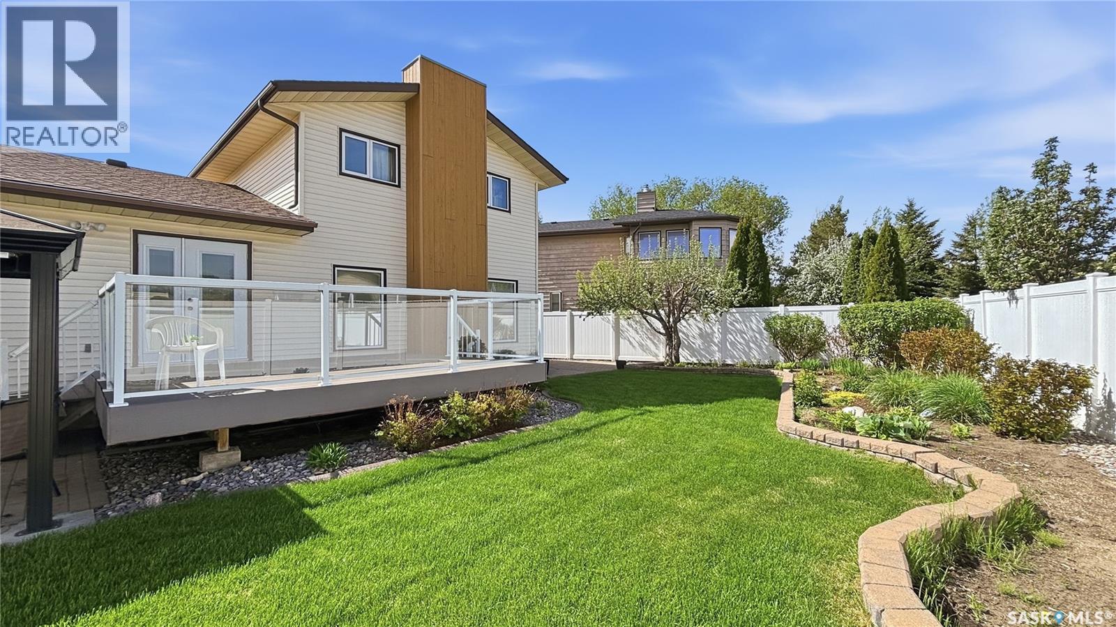 315 Smith Place, Saskatoon, SK