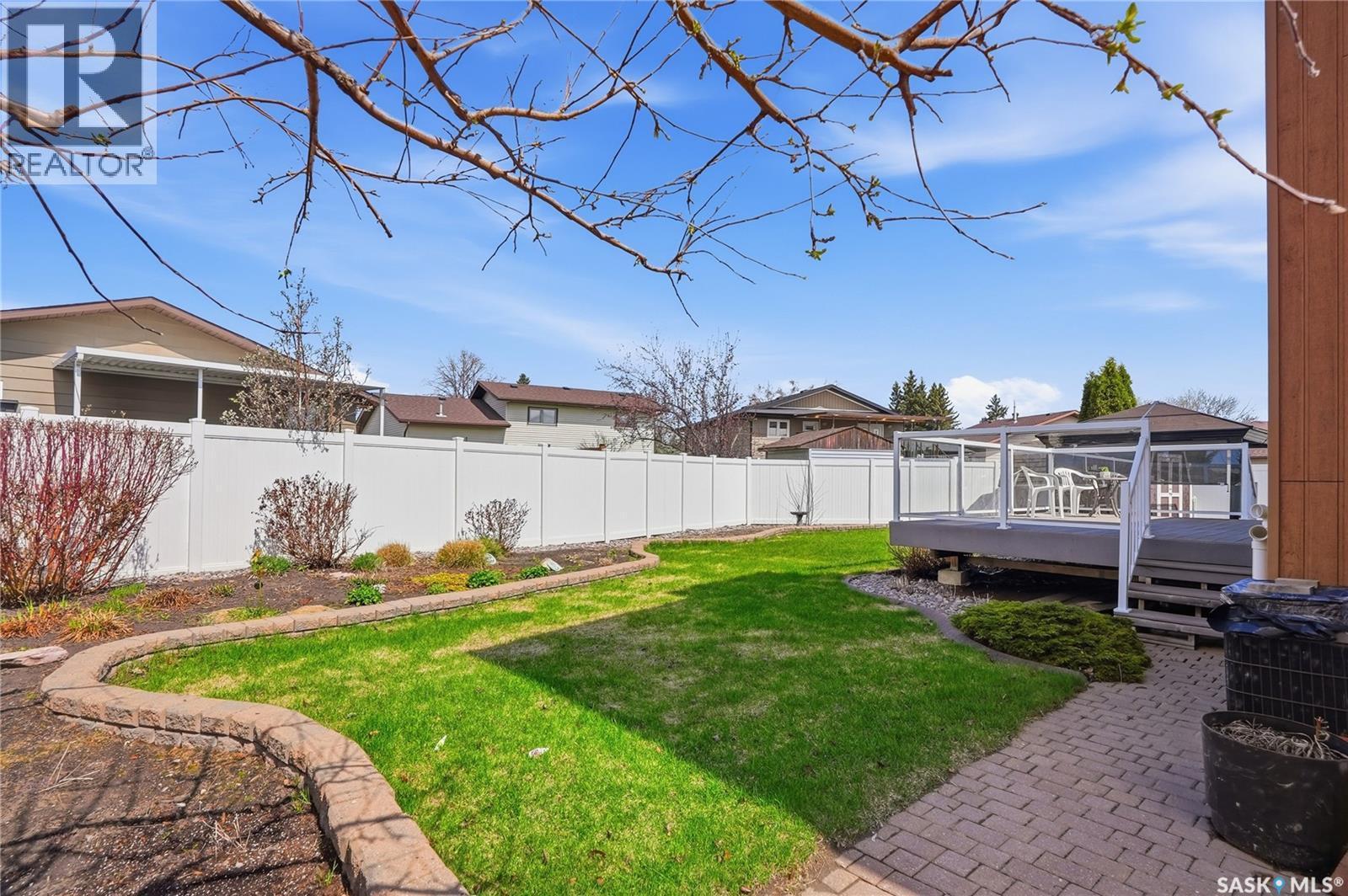 315 Smith Place, Saskatoon, SK