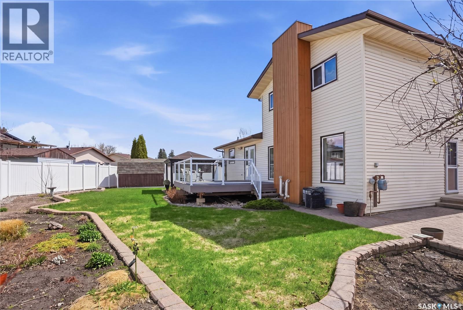 315 Smith Place, Saskatoon, SK