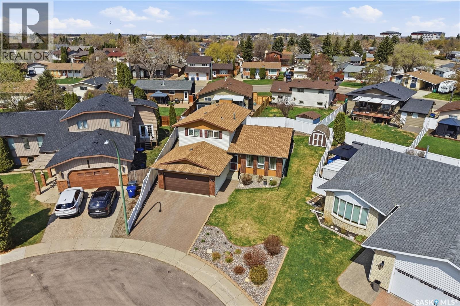 315 Smith Place, Saskatoon, SK