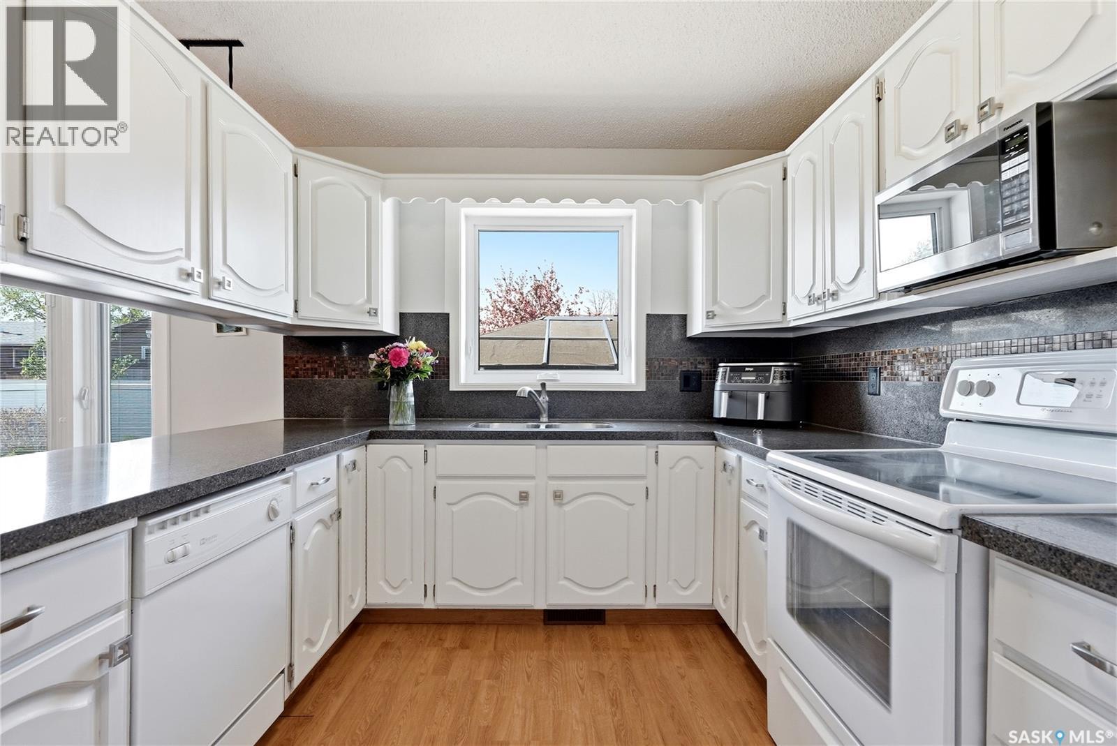 315 Smith Place, Saskatoon, SK