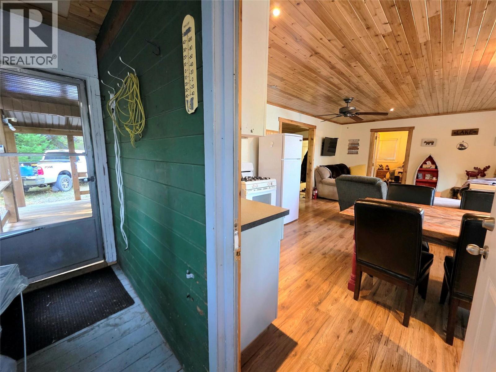 Side entry way into cabin - 6453 Pinaus Lake Road, Falkland, BC