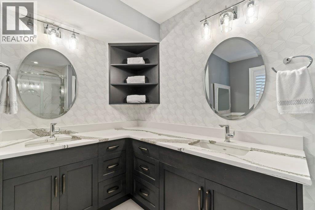 3949 Desert Pines Avenue, Peachland, BC