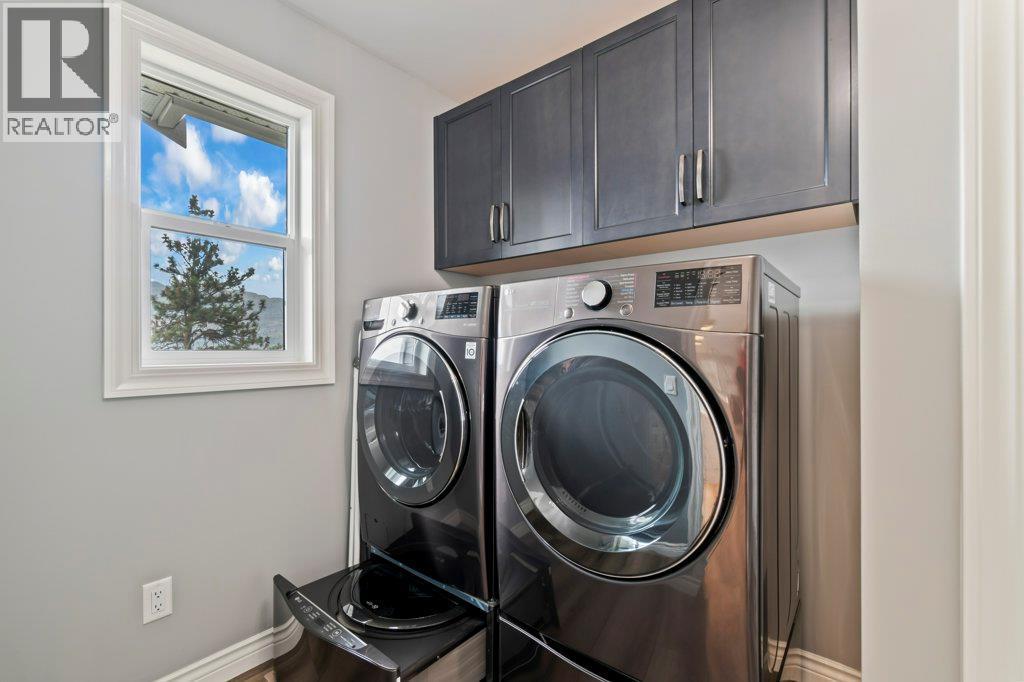 3949 Desert Pines Avenue, Peachland, BC