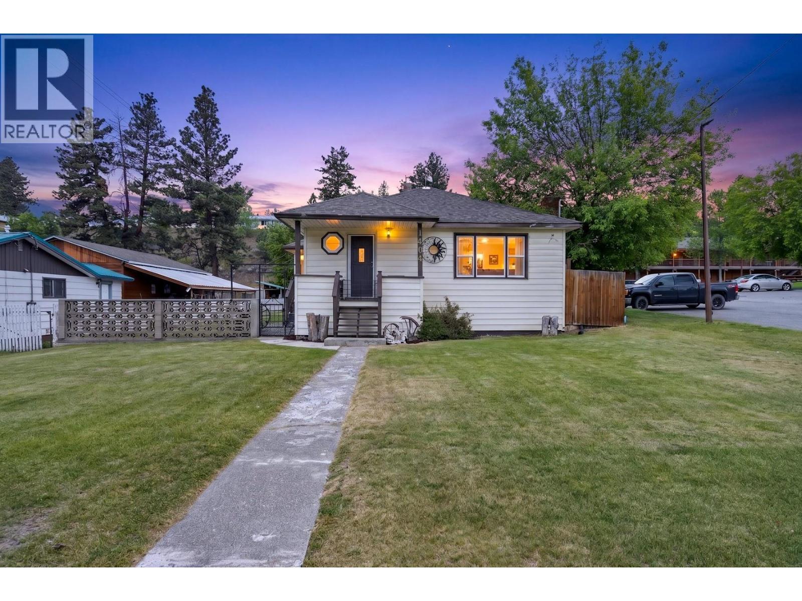 1404 Cariboo Hwy 97 Highway, Clinton, BC