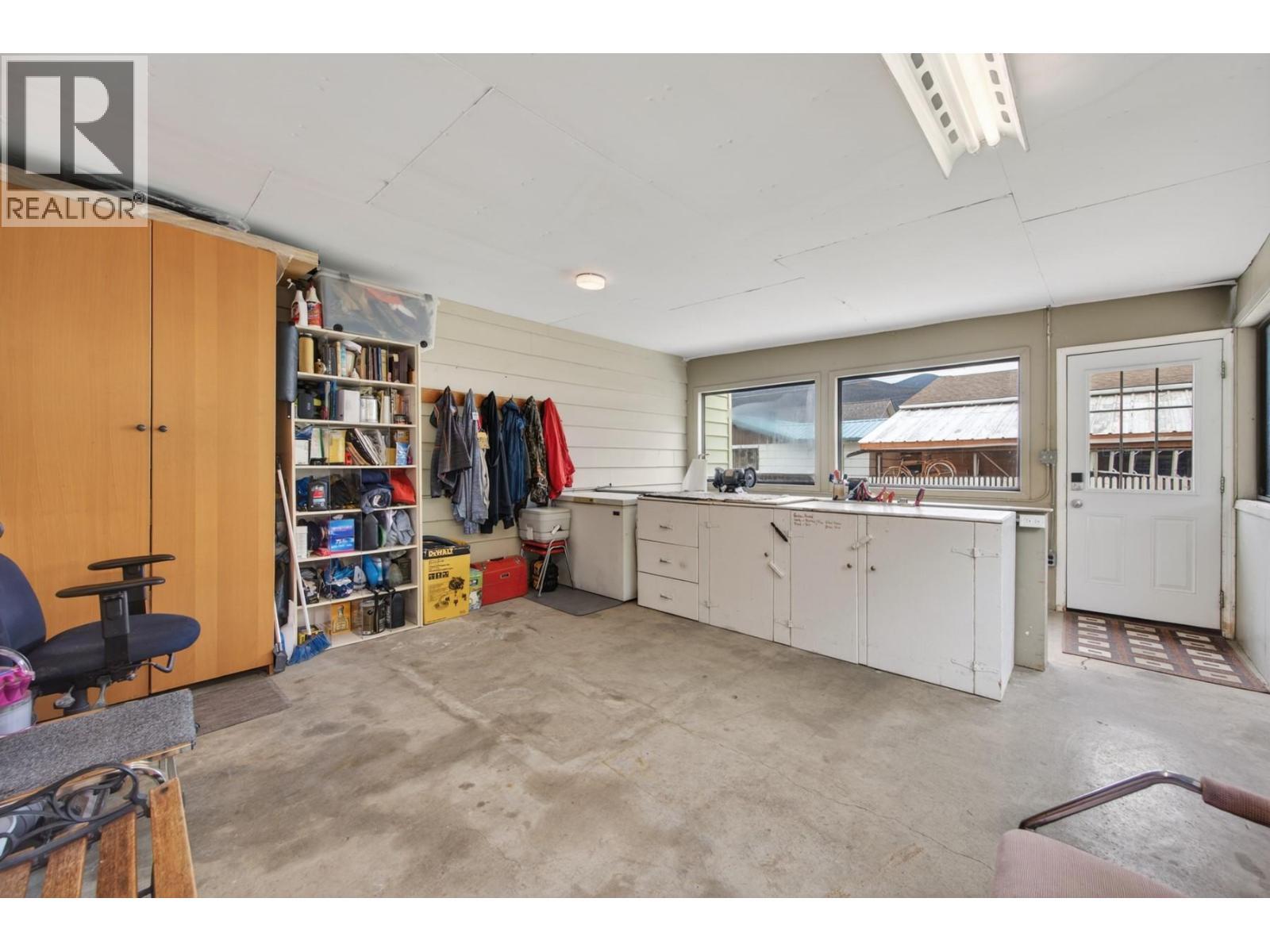 1404 Cariboo Hwy 97 Highway, Clinton, BC