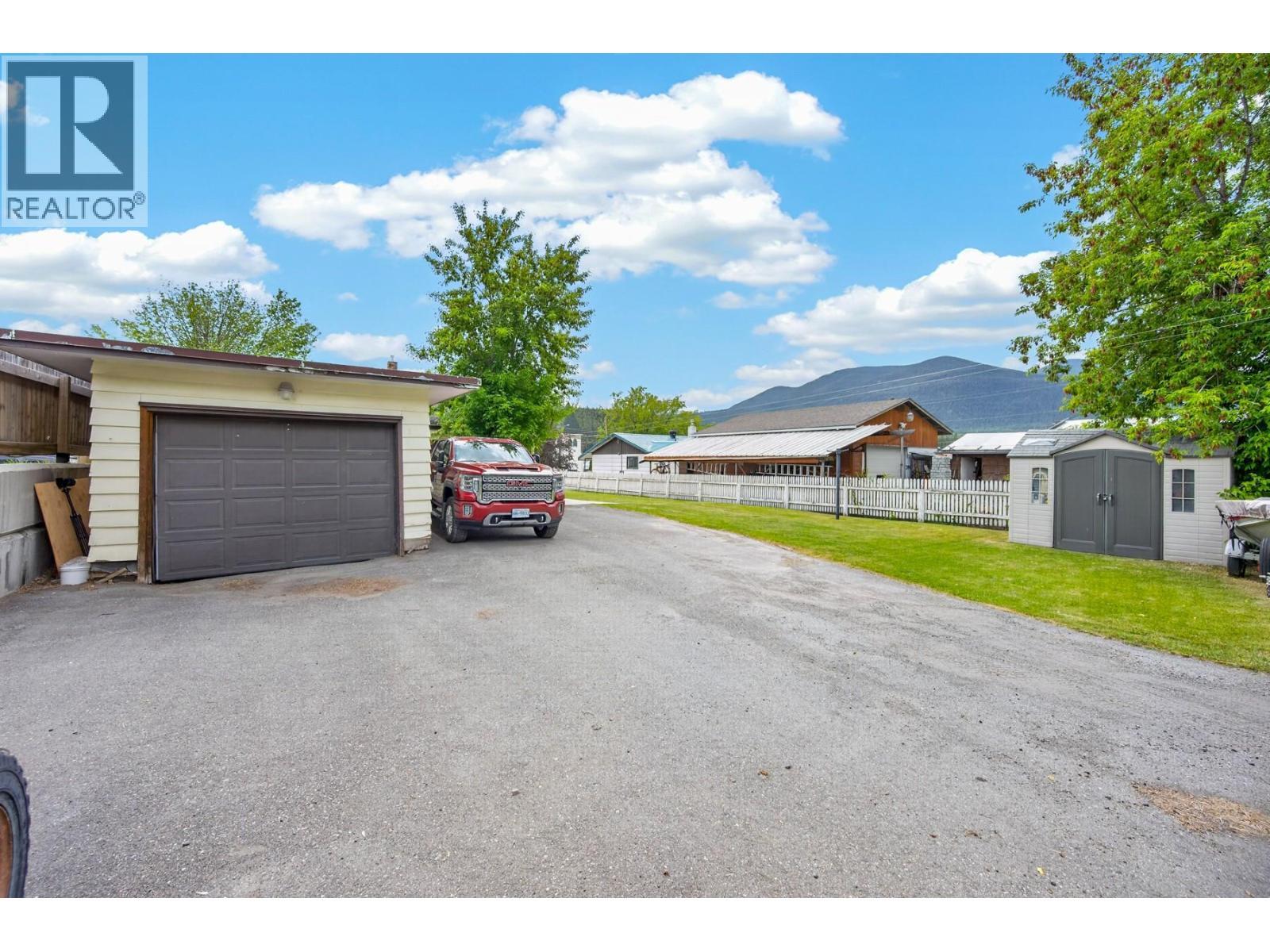 1404 Cariboo Hwy 97 Highway, Clinton, BC
