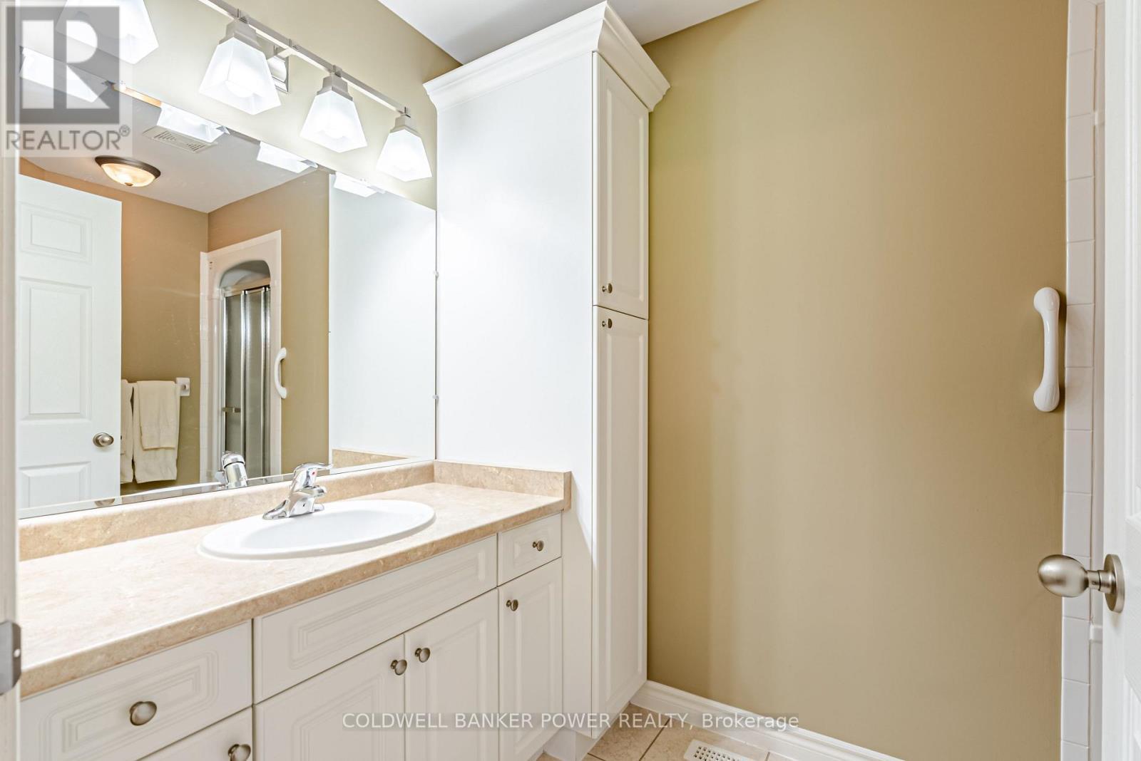 28 - 572 Thistlewood Drive, London North (North C), ON
