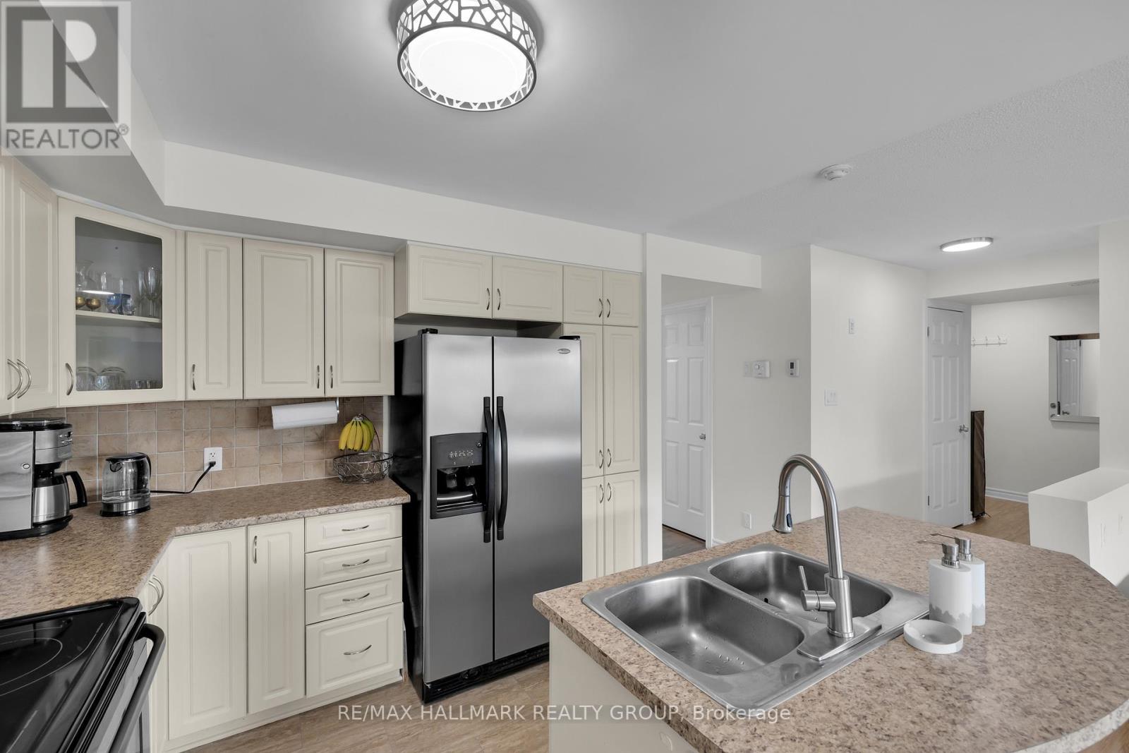 6 - 500 Stonefield Private, Ottawa, ON
