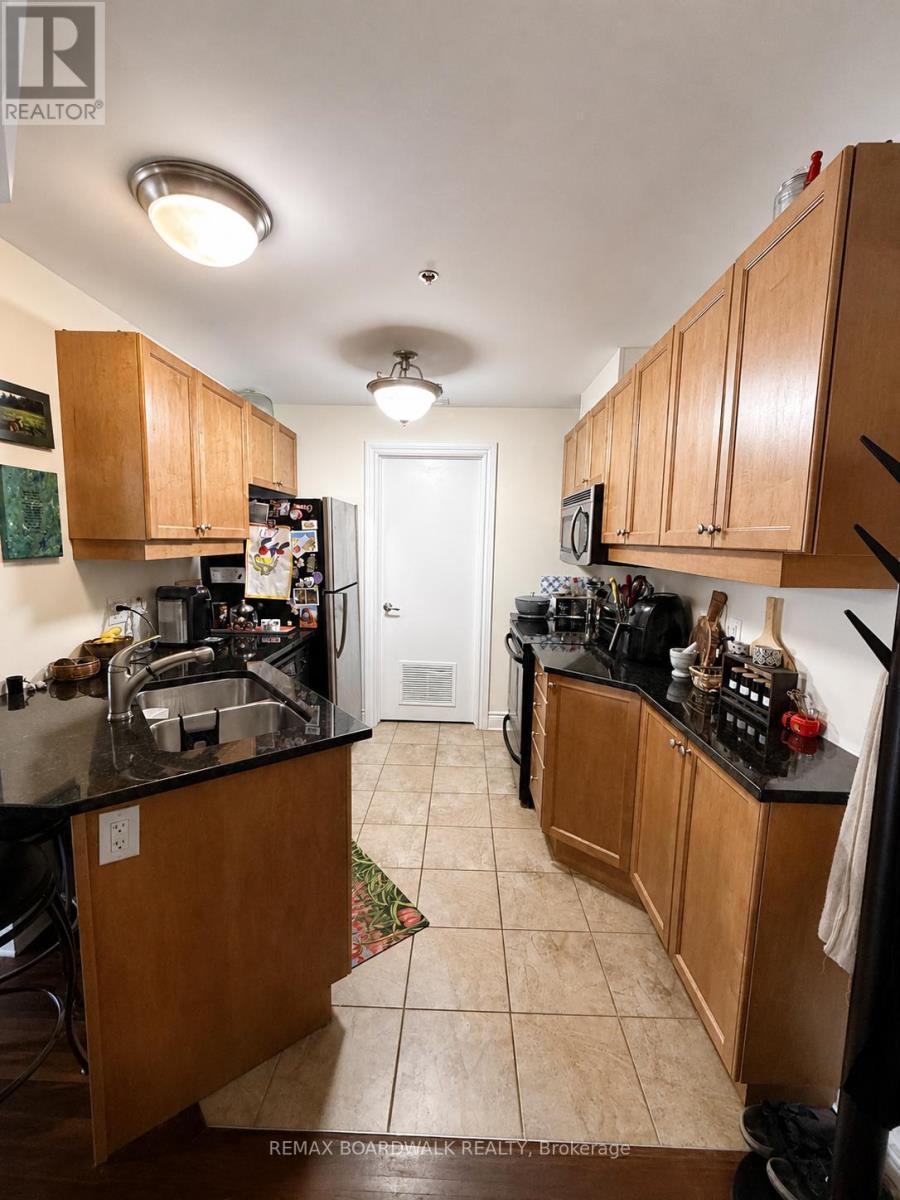 KITCHEN - 306 - 323 Winona Avenue, Ottawa, ON