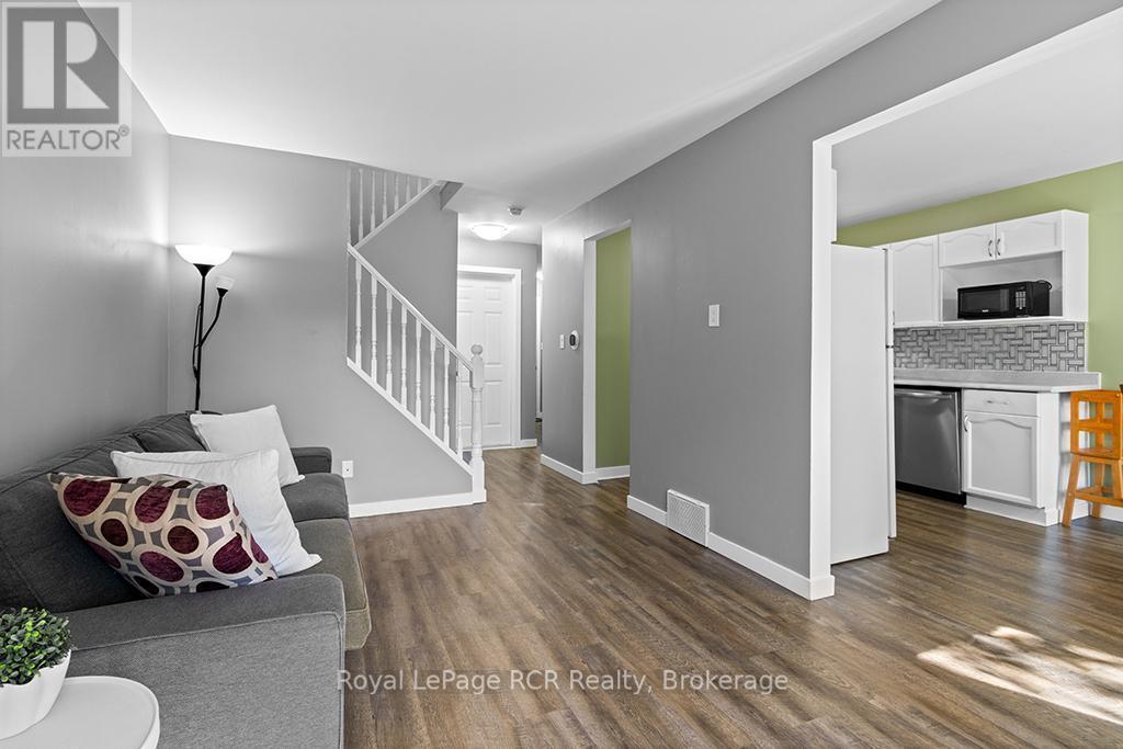 2512 8Th Avenue A E, Owen Sound, ON