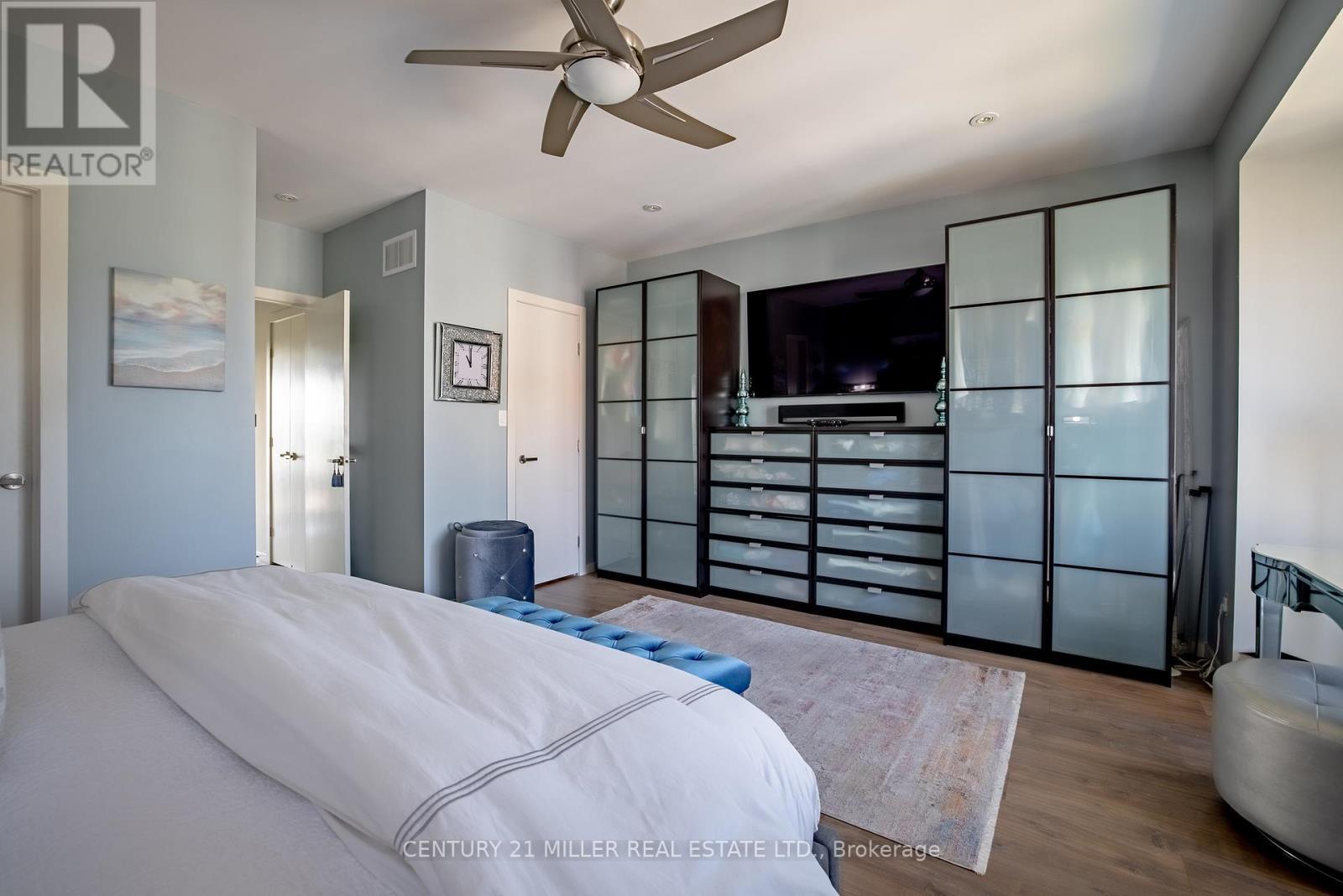 469 Nautical Boulevard, Oakville, ON