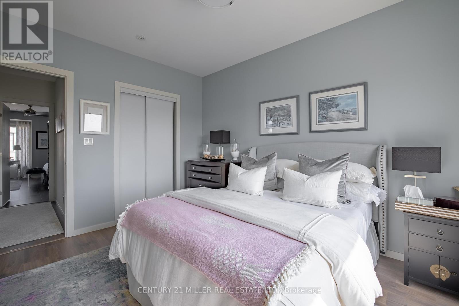 469 Nautical Boulevard, Oakville, ON