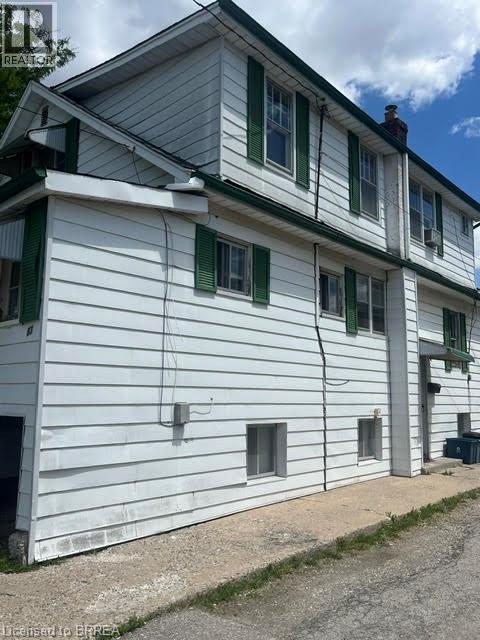 83 Stanley Street, Brantford, ON