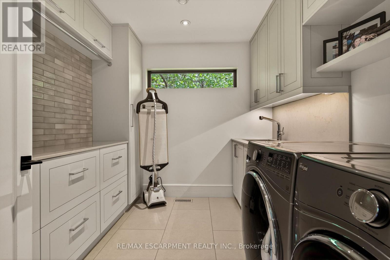 981 Mineral Springs Road, Hamilton, ON