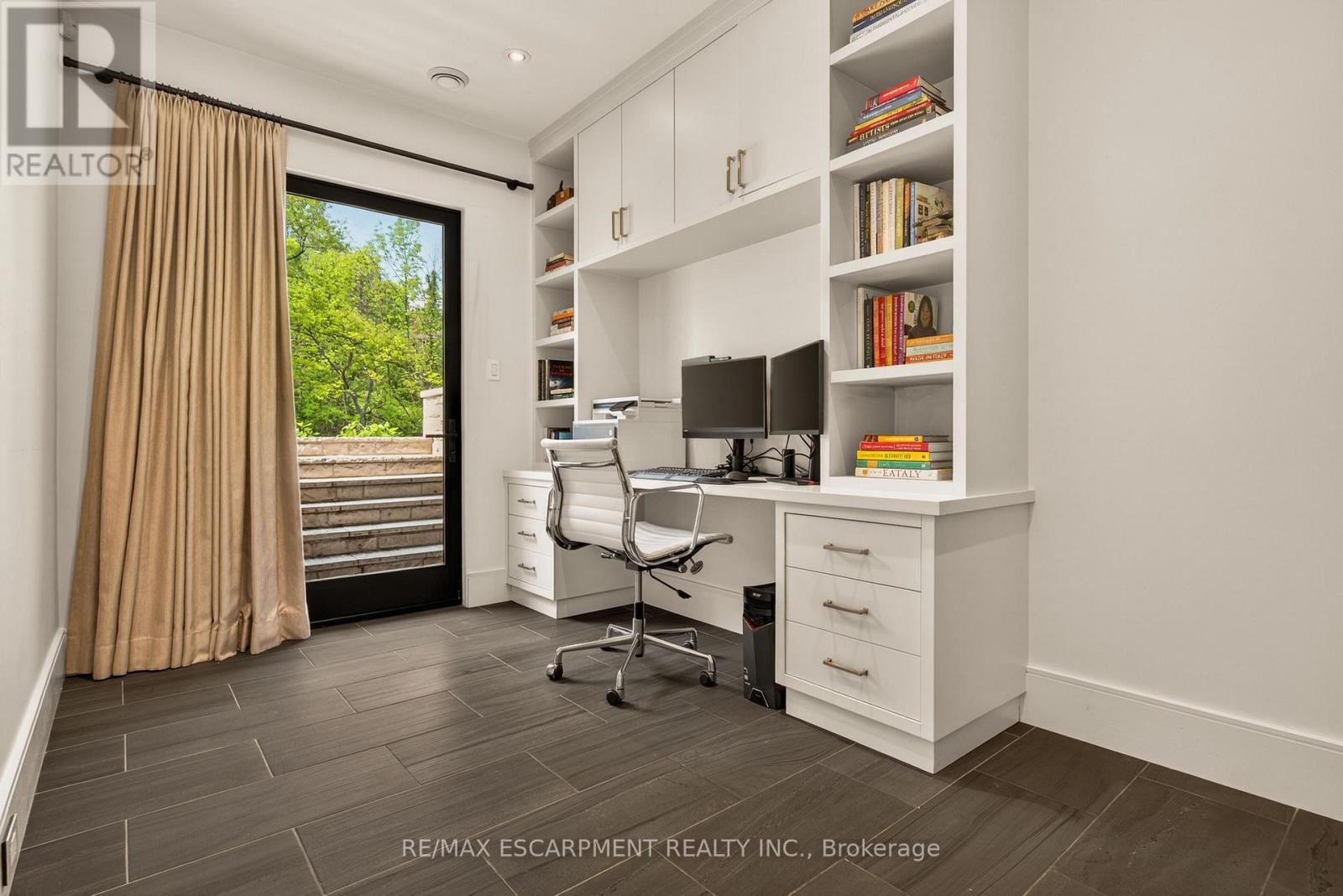 981 Mineral Springs Road, Hamilton, ON