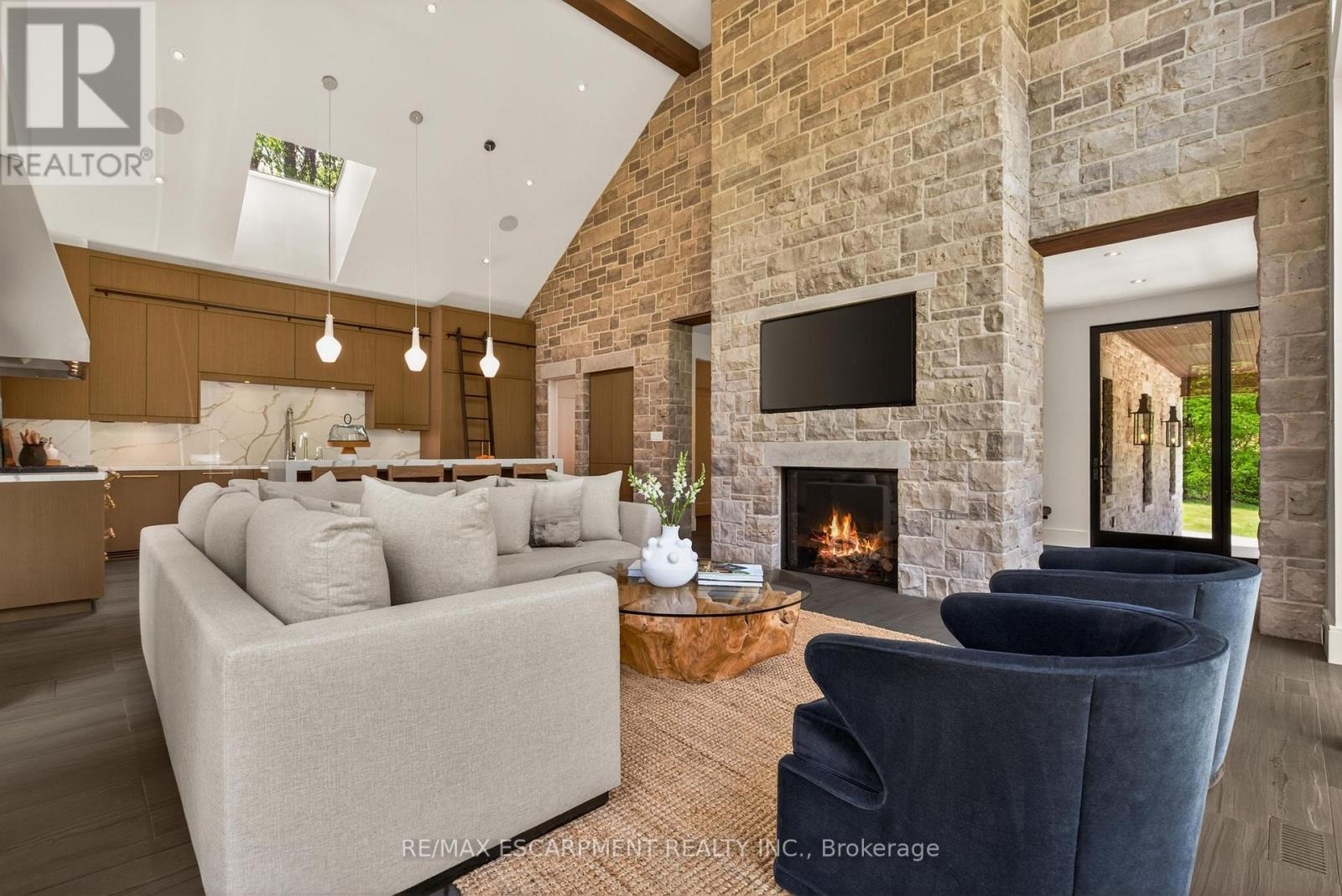981 Mineral Springs Road, Hamilton, ON
