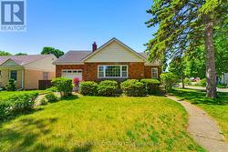 30 LINCOLN AVENUE Brantford, ON N3T 4S4