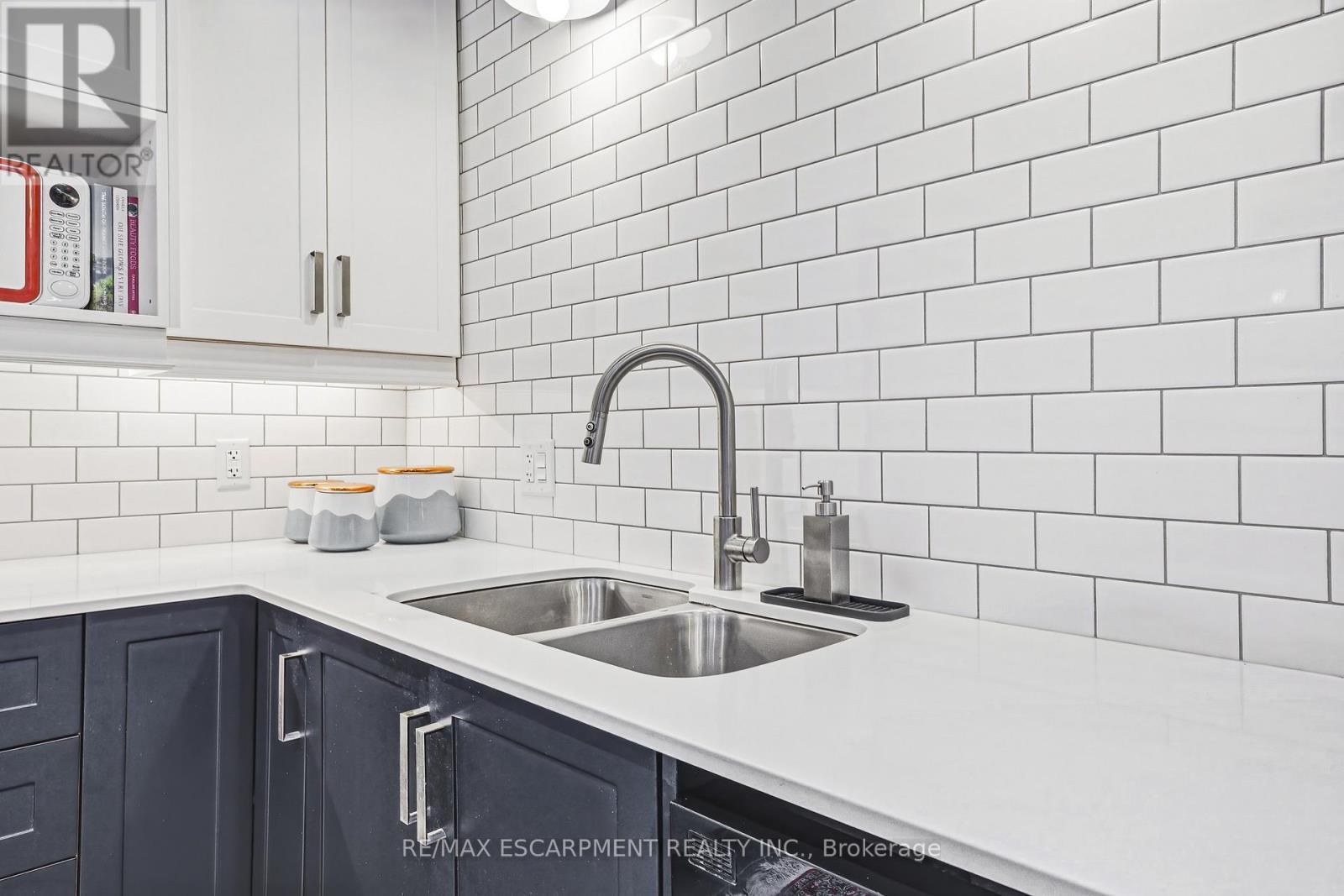 153 Elgin Street, Hamilton, ON