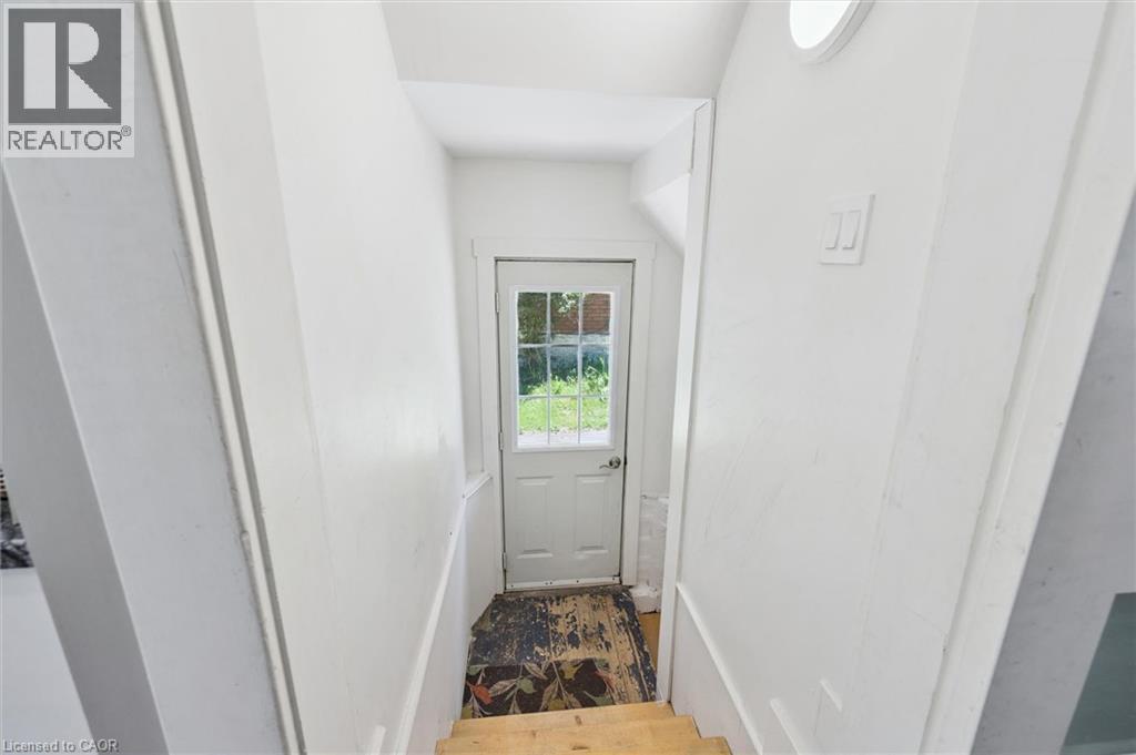 74 Homewood Avenue, Kitchener, ON