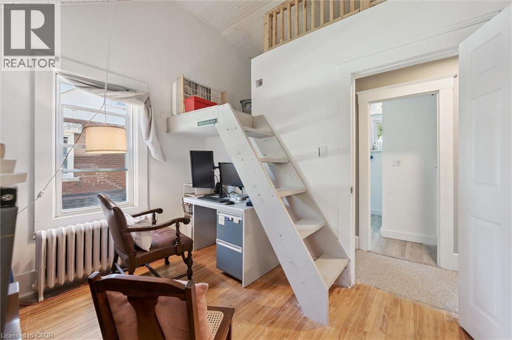 74 Homewood Avenue, Kitchener, ON
