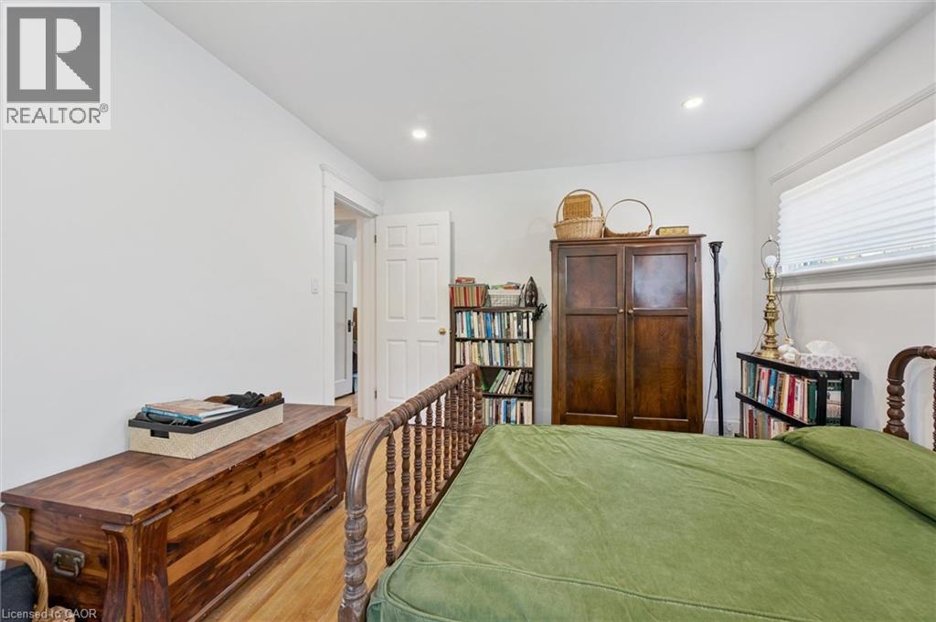 74 Homewood Avenue, Kitchener, ON