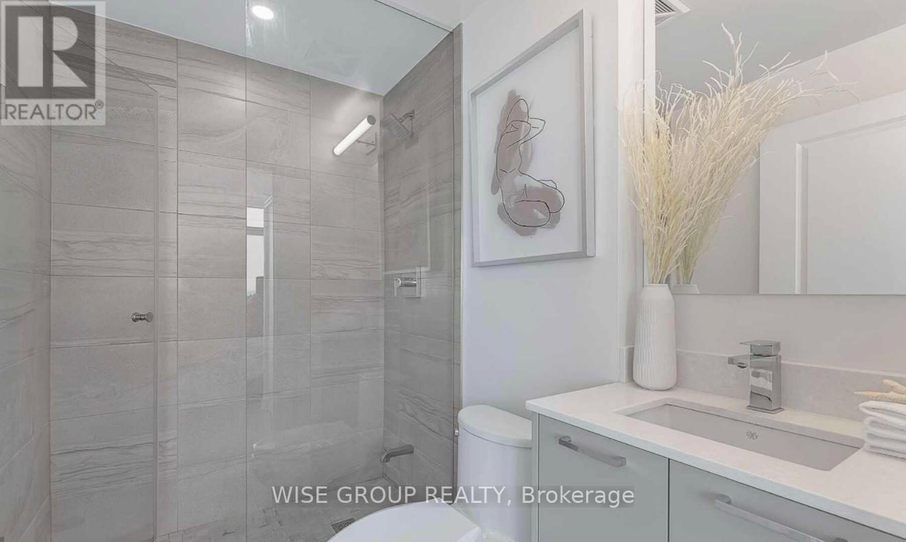 Lph04 - 120 Eagle Rock Way, Vaughan, ON