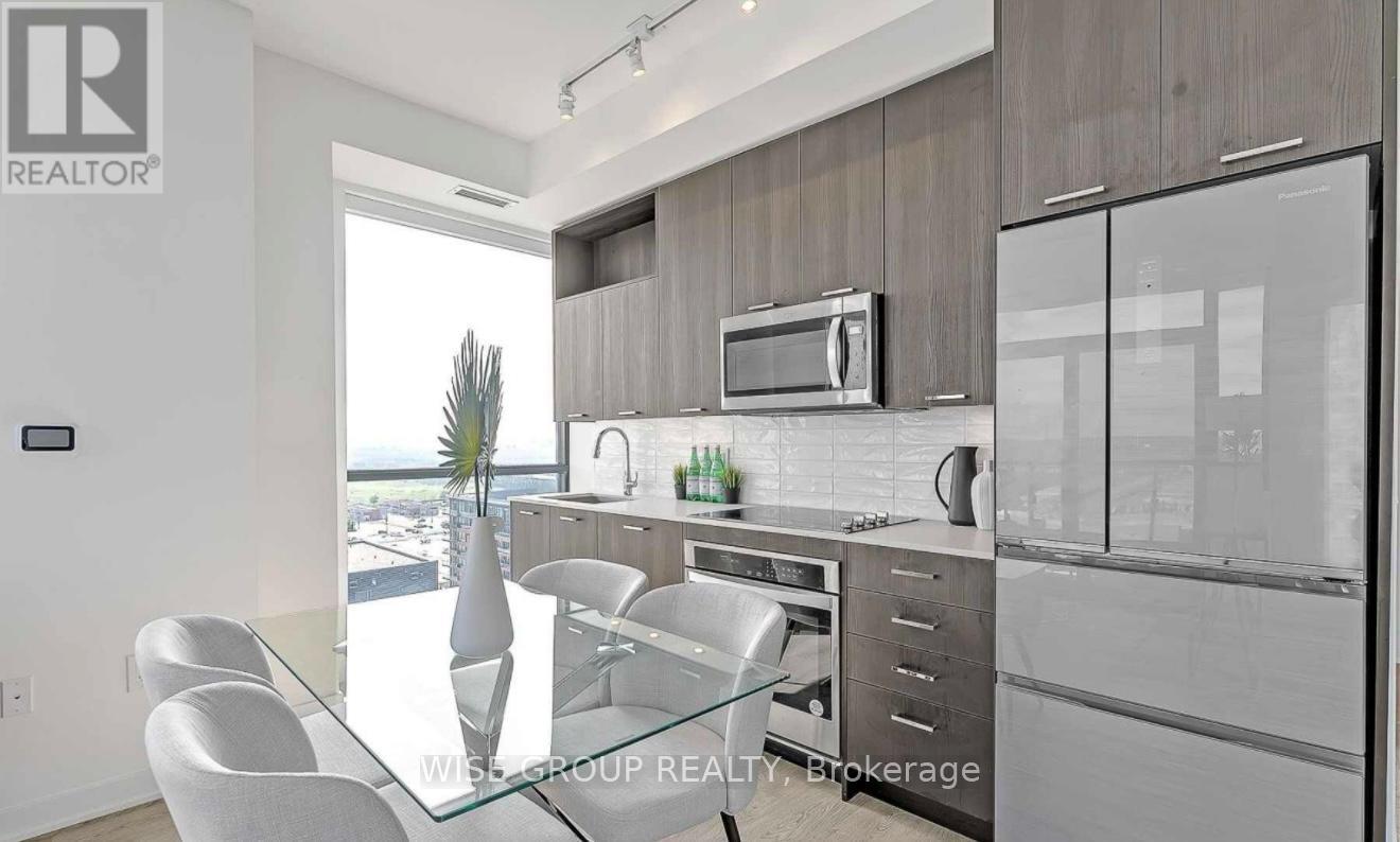 Lph04 - 120 Eagle Rock Way, Vaughan, ON