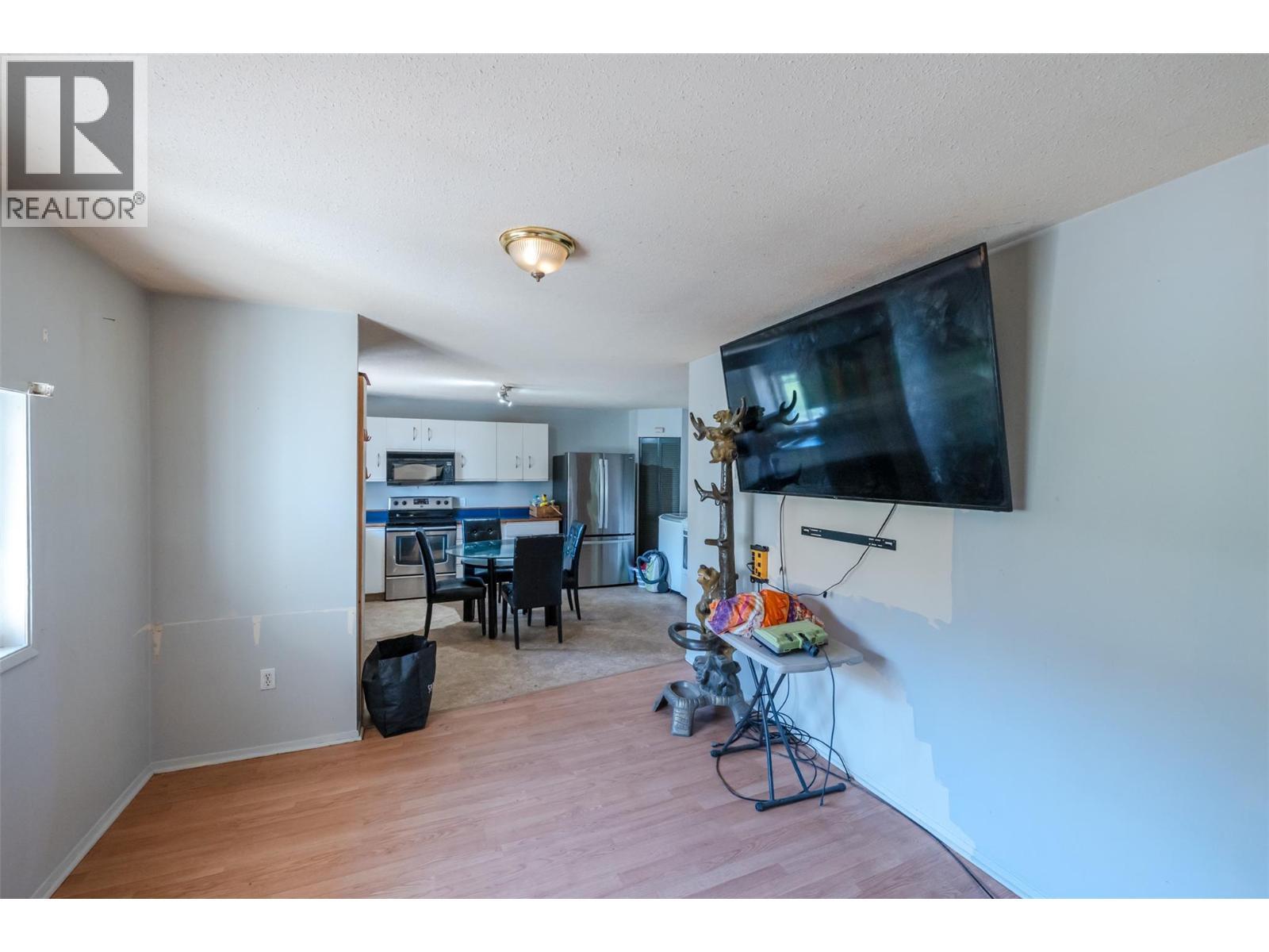 DUPLEX #1 - 800 Coulthard Road, Cawston, BC