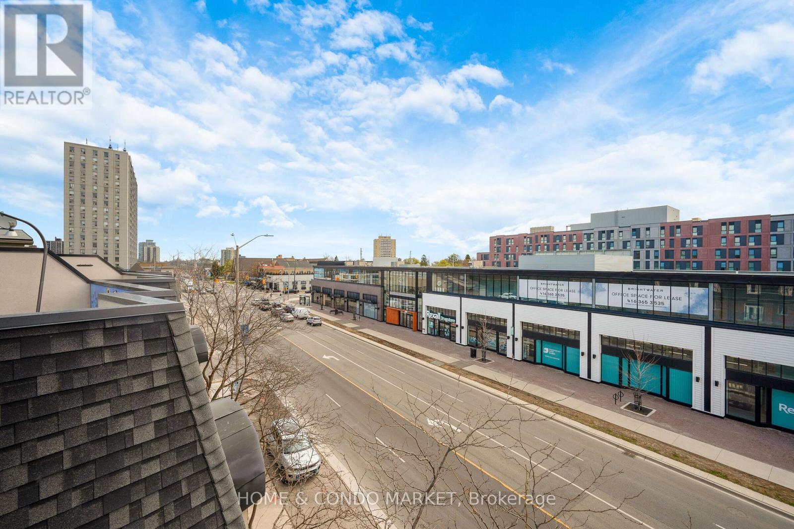 194 Lakeshore Road W, Mississauga, ON