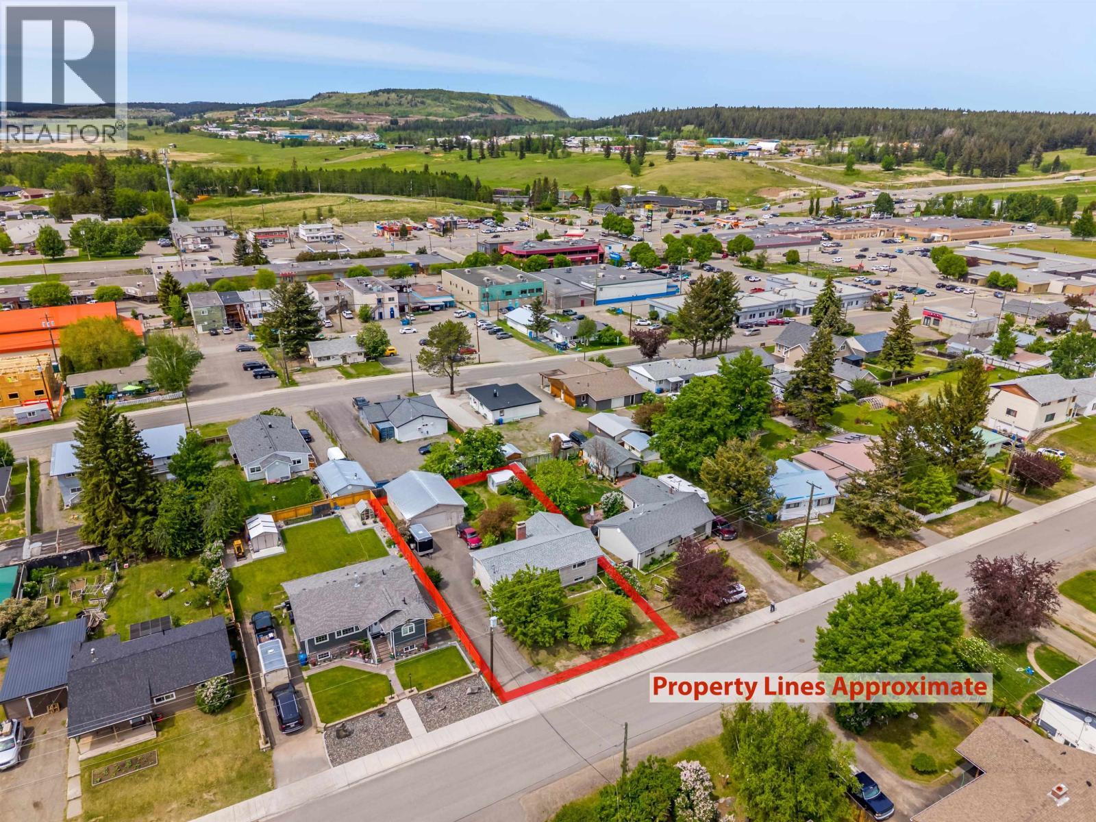 240 Dogwood Avenue, 100 Mile House, BC