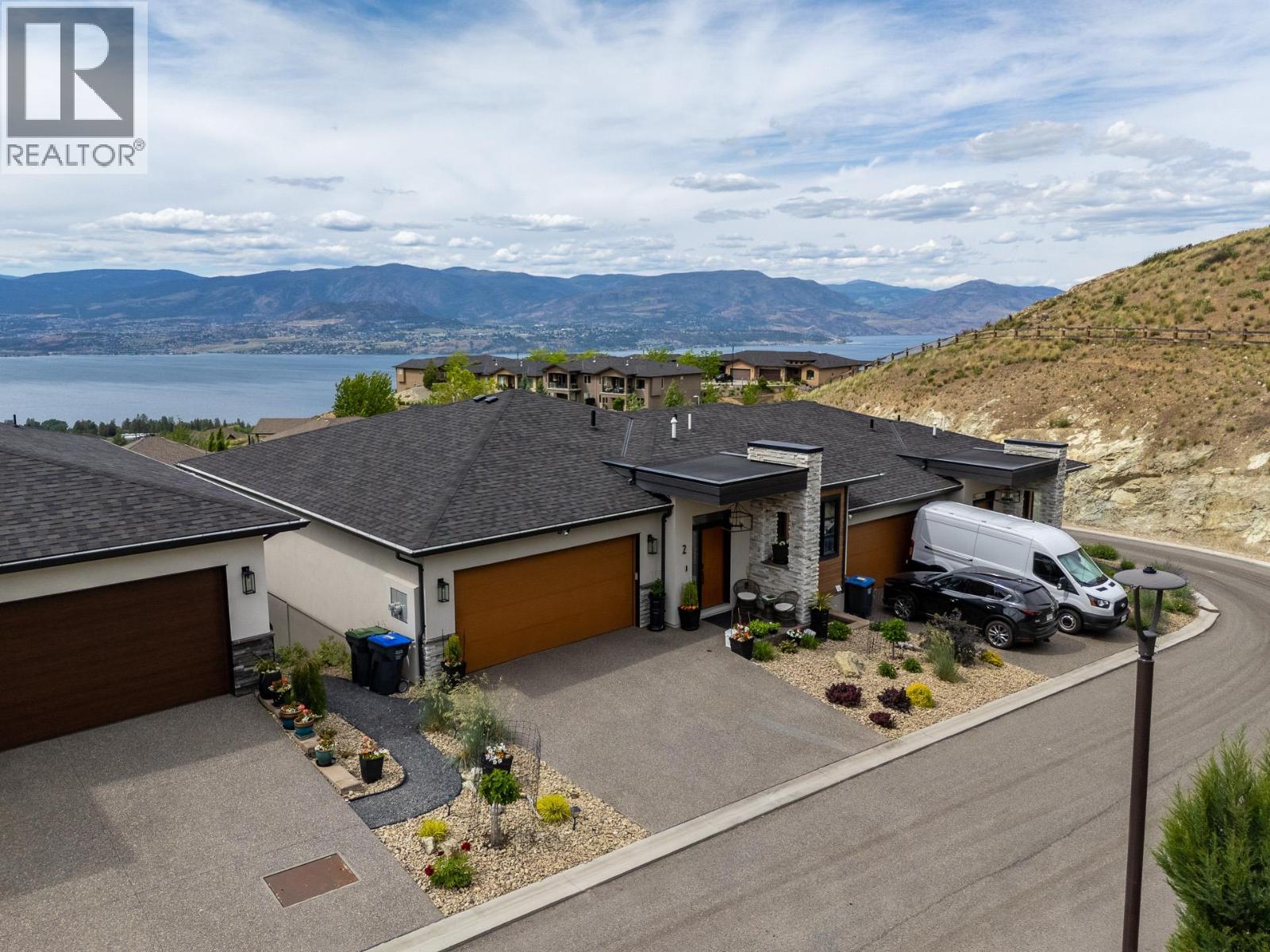 796 Kuipers Crescent Unit# 2, Kelowna, BC