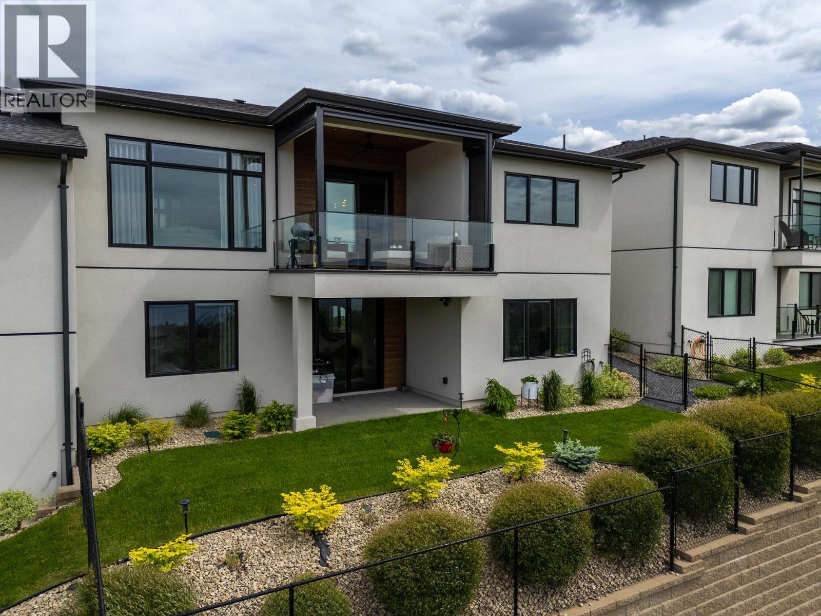 796 Kuipers Crescent Unit# 2, Kelowna, BC