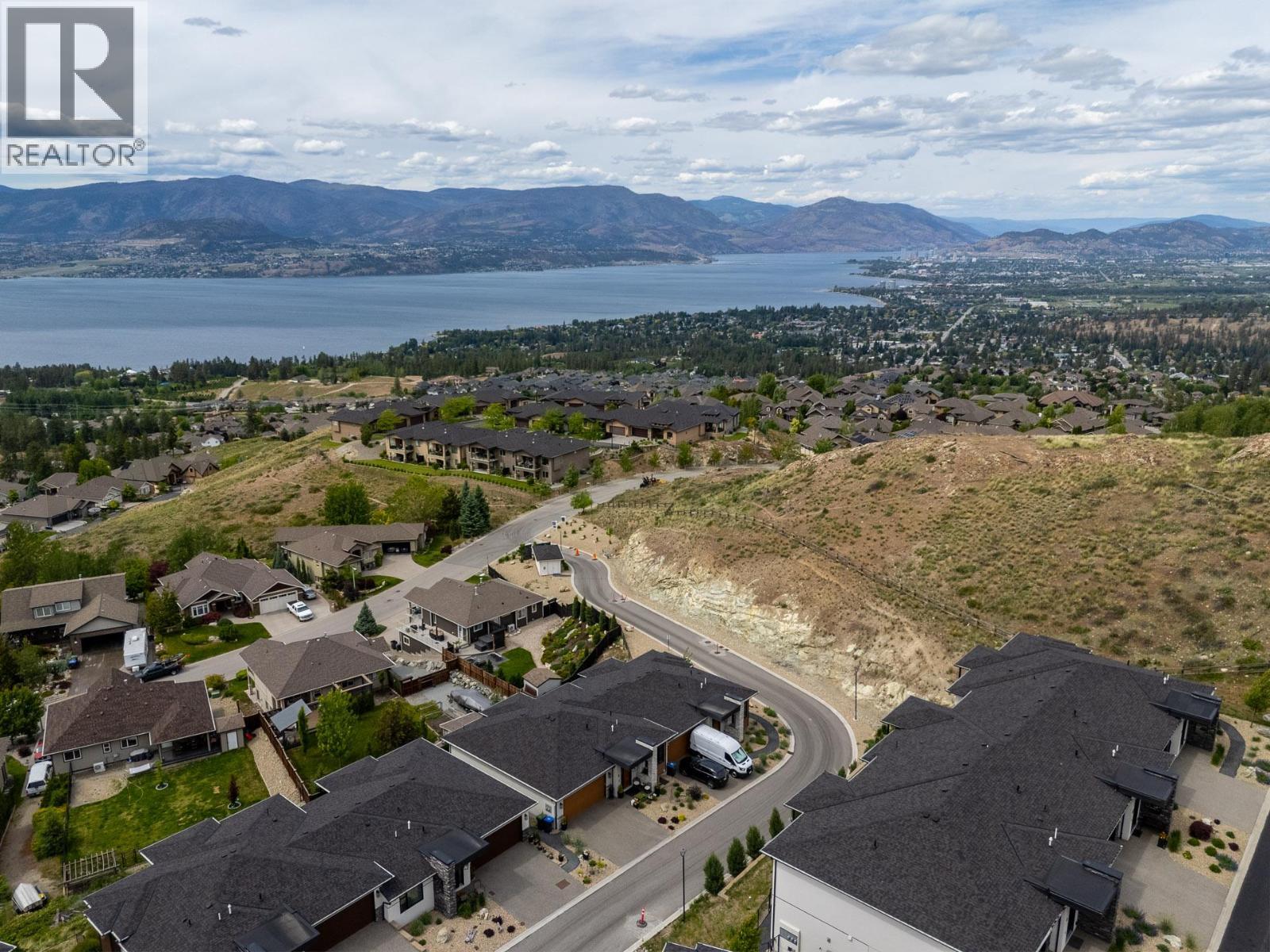 796 Kuipers Crescent Unit# 2, Kelowna, BC