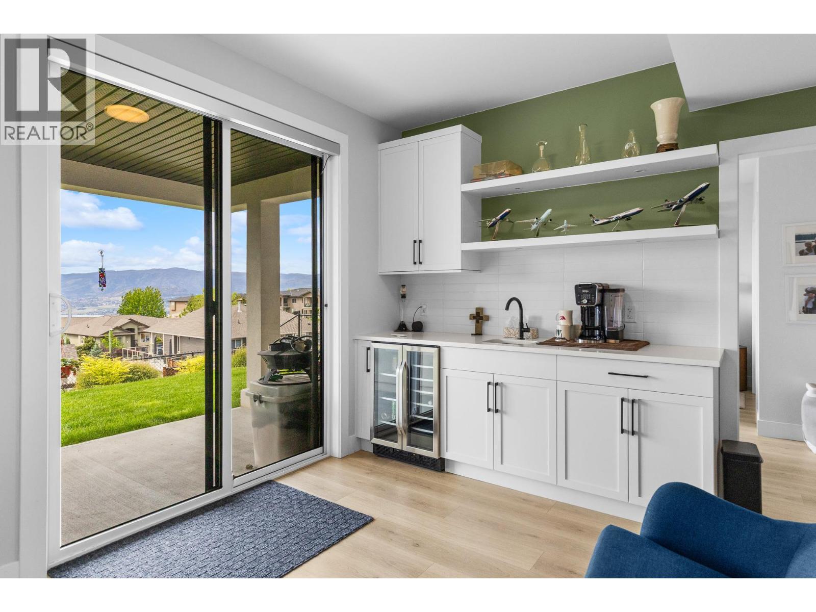 796 Kuipers Crescent Unit# 2, Kelowna, BC