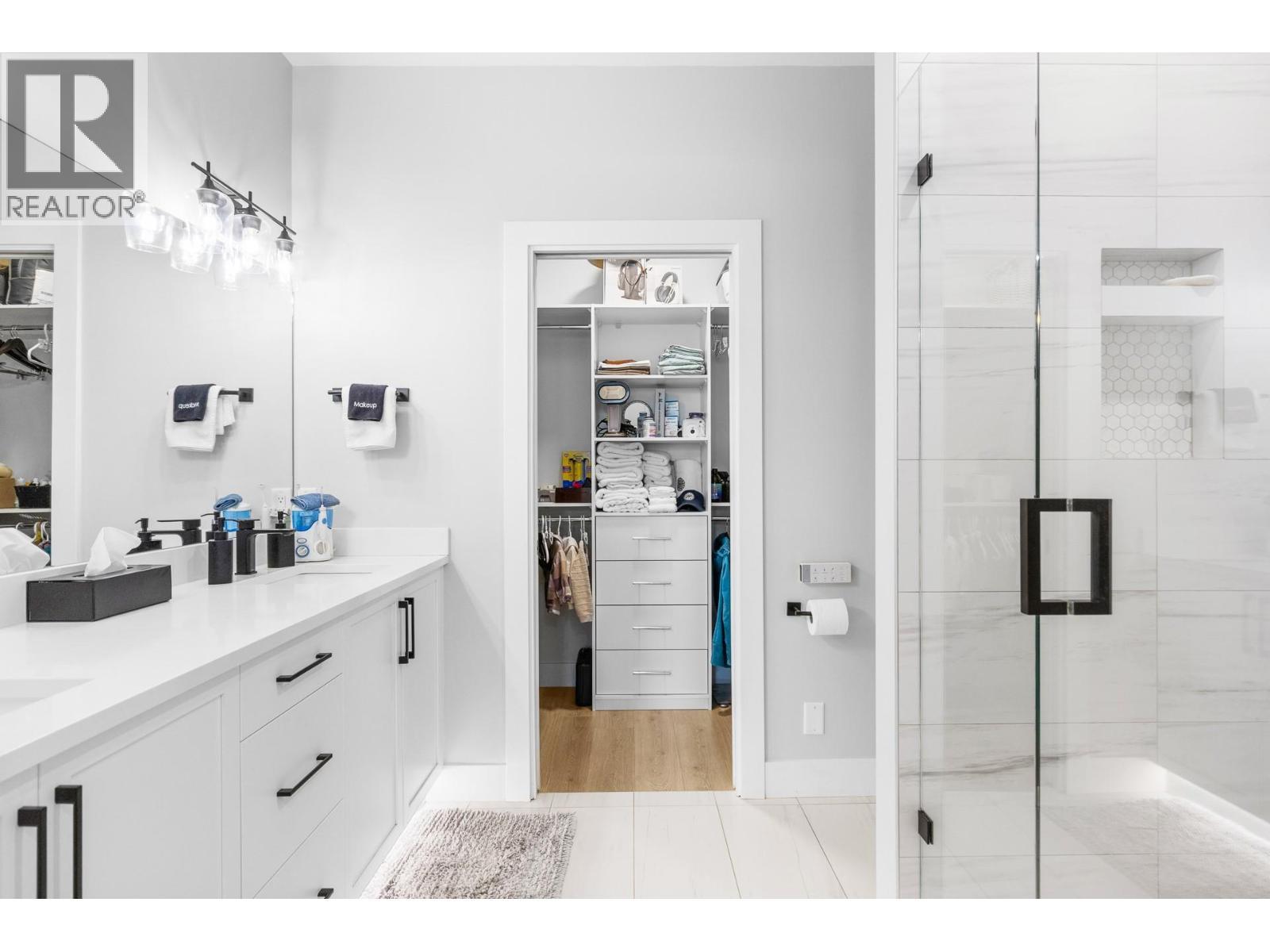 796 Kuipers Crescent Unit# 2, Kelowna, BC