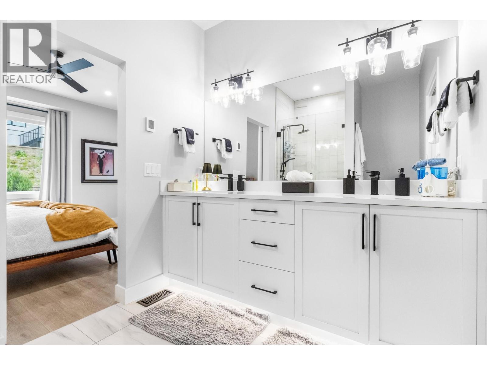 796 Kuipers Crescent Unit# 2, Kelowna, BC