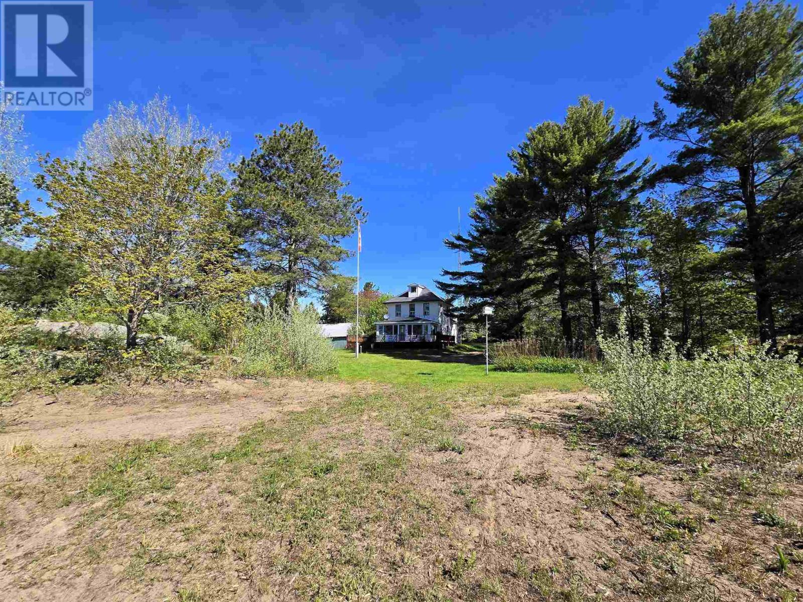 35 Pine Ridge Rd, Huron Shores, ON