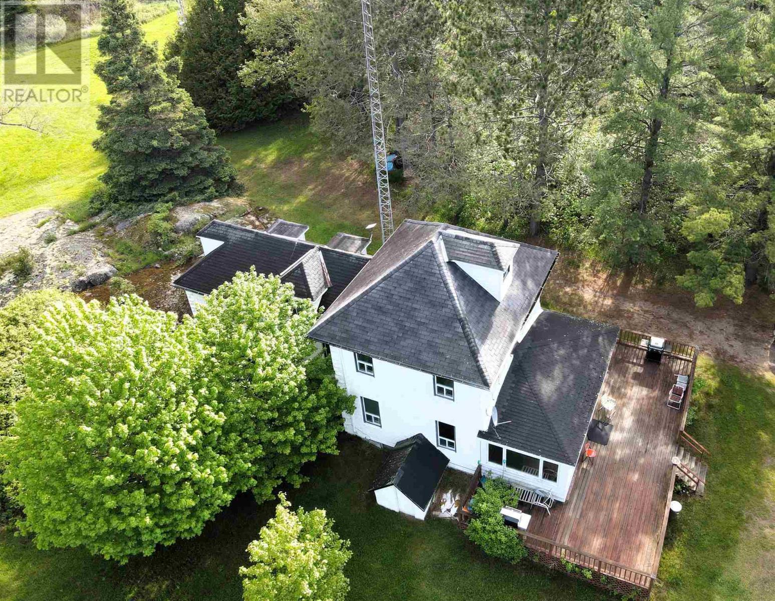 35 Pine Ridge Rd, Huron Shores, ON