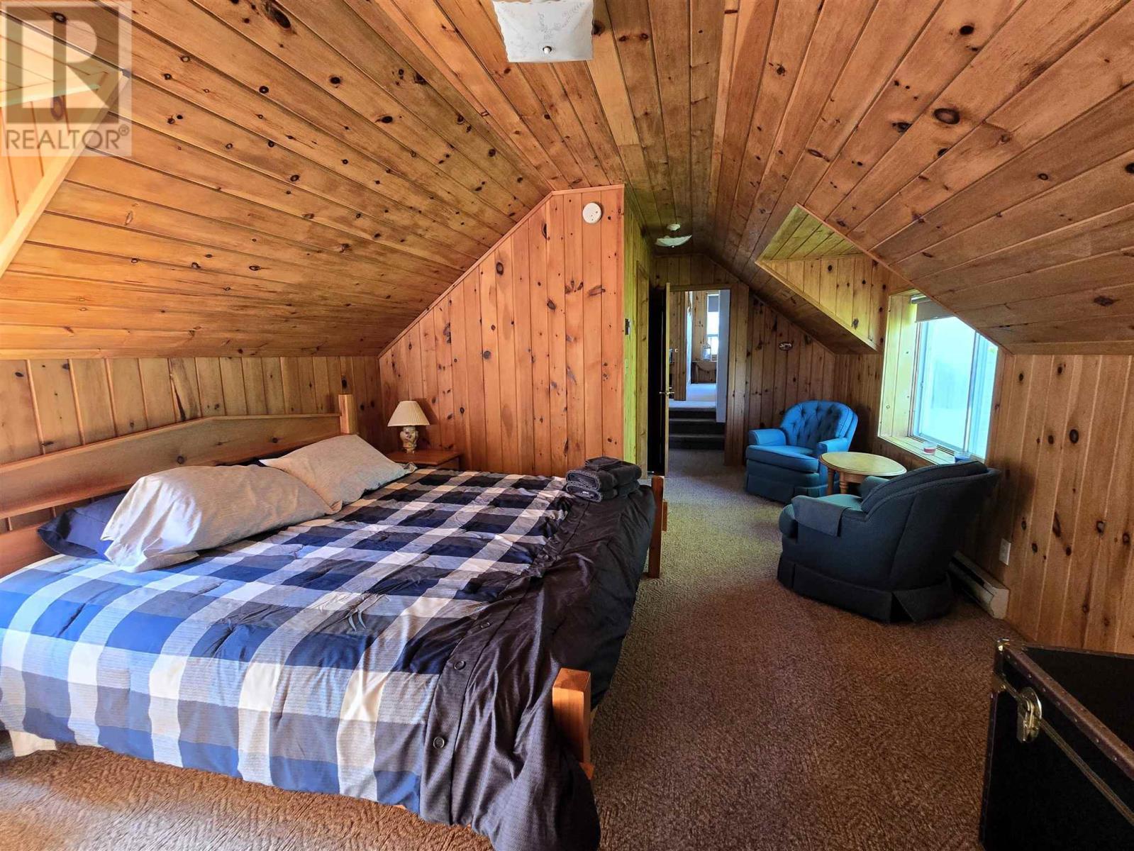 35 Pine Ridge Rd, Huron Shores, ON